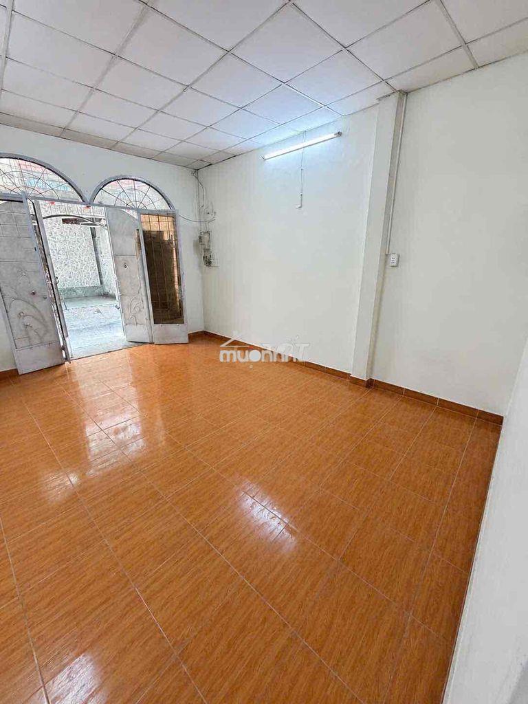 Nguyên căn 2 pn lạc long quân gần chợ ông địa - 4