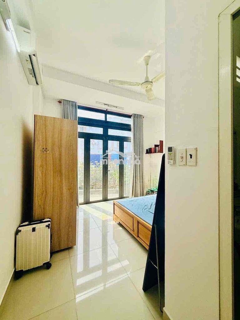 Nhà đẹp 1t2l 4pn 4wc đường oto ngay vòng xoay phú hữu q9 - 2