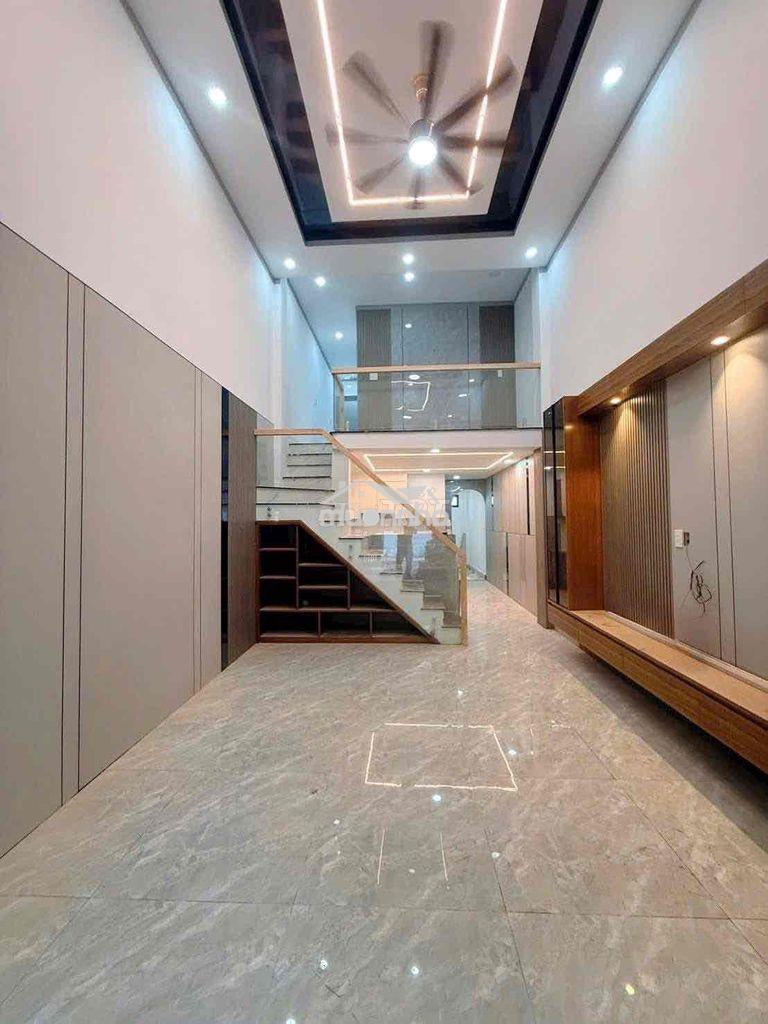 Bán nhà cấp 4 có gác đẹp mê ly gần hôi trường và trường học đông hoà - 2