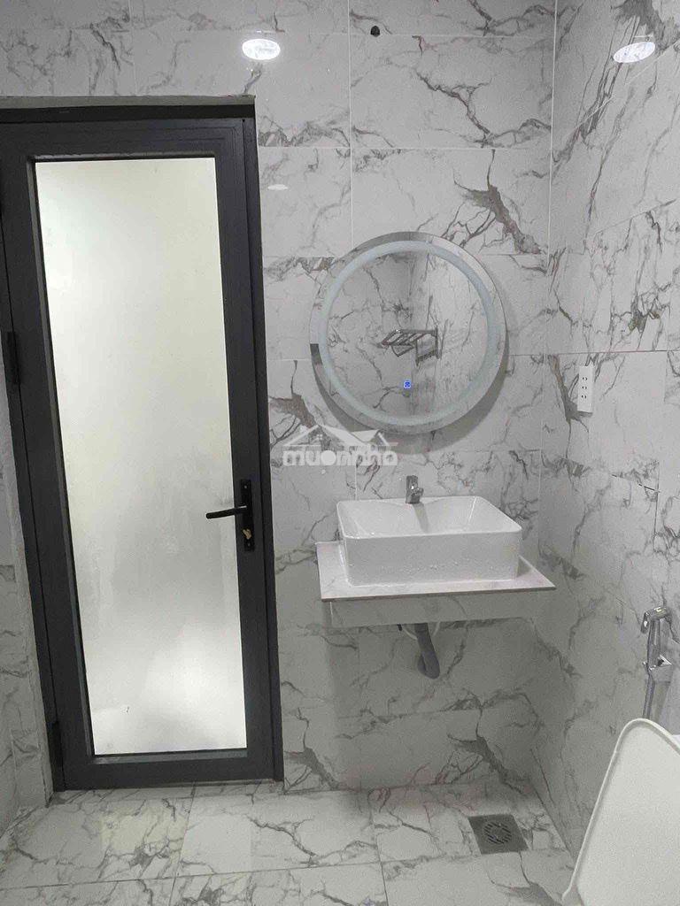 Cho thuê nhà 5x25 - bà điểm – giá: 9 triệu. 🏗 kết cấu: 1 trệt 1 lửng. - 2