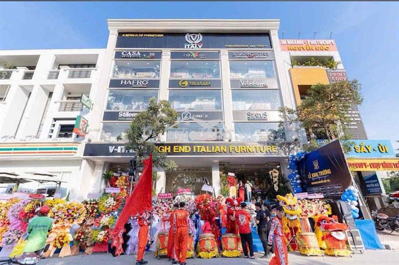 Toà building mặt tiền 16m trung tâm quận 7 mới hoàn công