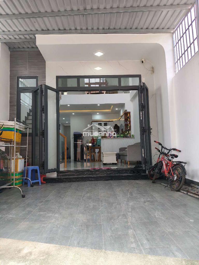 Nhà trệt lầu lửng phong cách hiện đại cách trường cấp 2 phú hòa 800m - 4