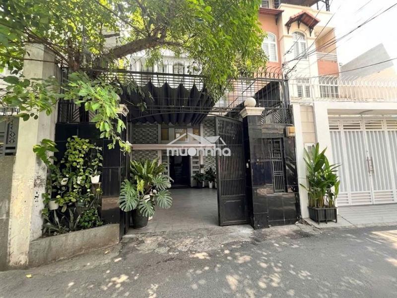 Cho thuê nhà mt trần hữu trang, có sân vườn dt 6x15m, trệt 4 lầu, 30tr