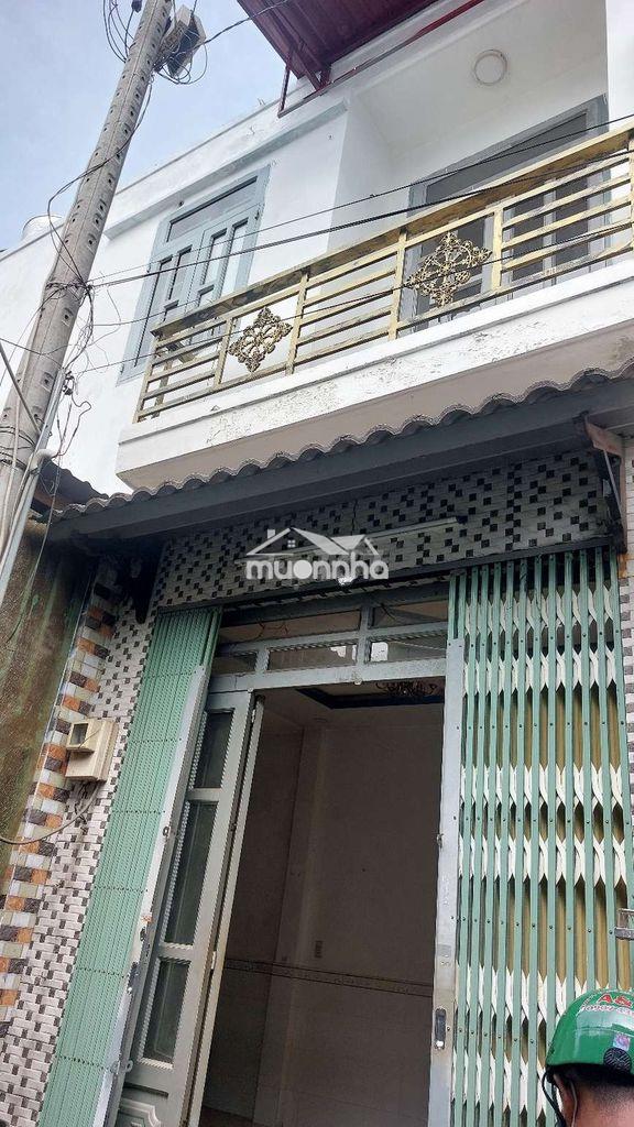 Bán nhà gác suốt trên dưới điều có vệ sinh 4x7