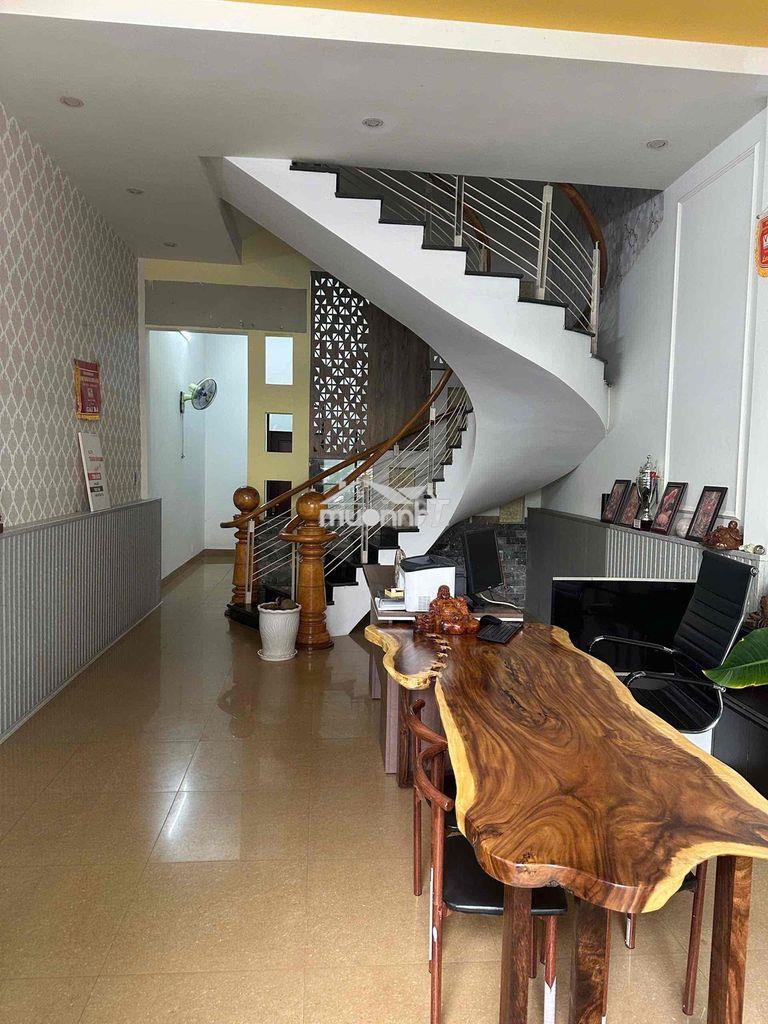 Cho thuê mặt bằng tầng trệt làm văn phòng tại lô 20 đường giáp hải - 2