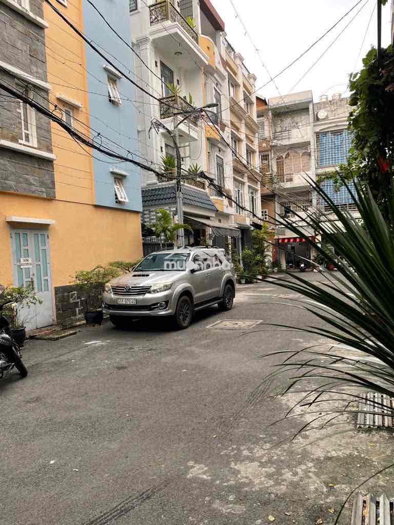 Nhỉnh 6 tỷ hxh đổ cổng dt40m 4tầng 5pn thích hợp làm chdv giử tiền