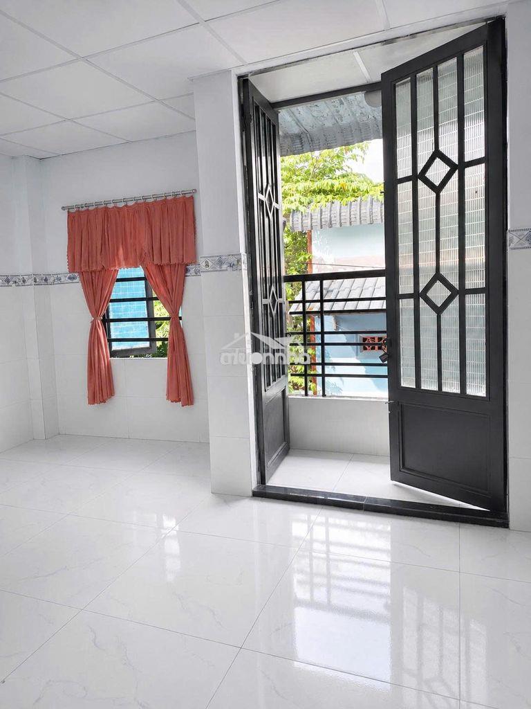 Chủ kẹt tiền bán gấp căn nhà ngay trương thị hoa - 2