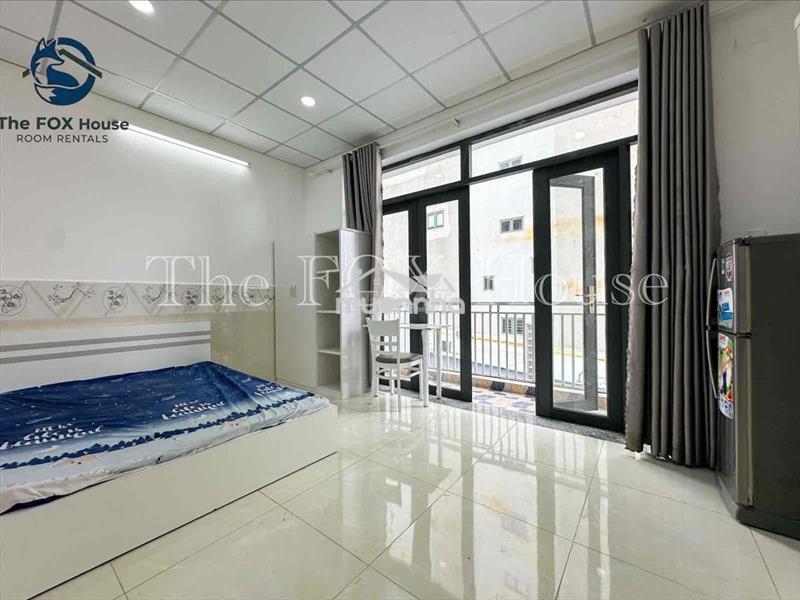 Stuido ban công mới ngay cầu phú mỹ, gần khu chế xuất