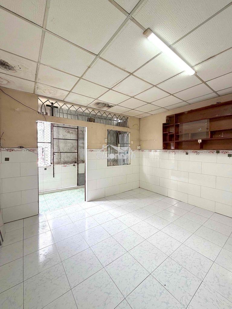 Cho thuê nhà nguyên căn phường tân sơn nhì gần 50m2 - 2 tầng
