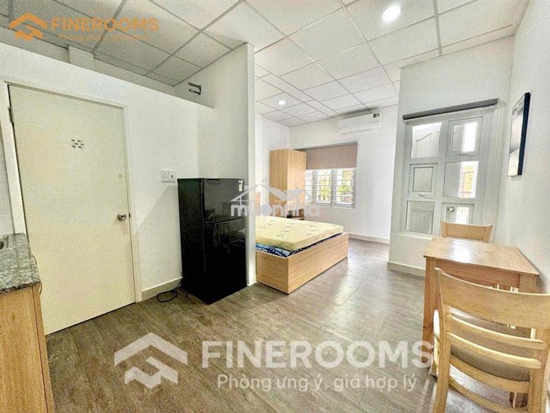 Studio bancol ngay hồ văn huê