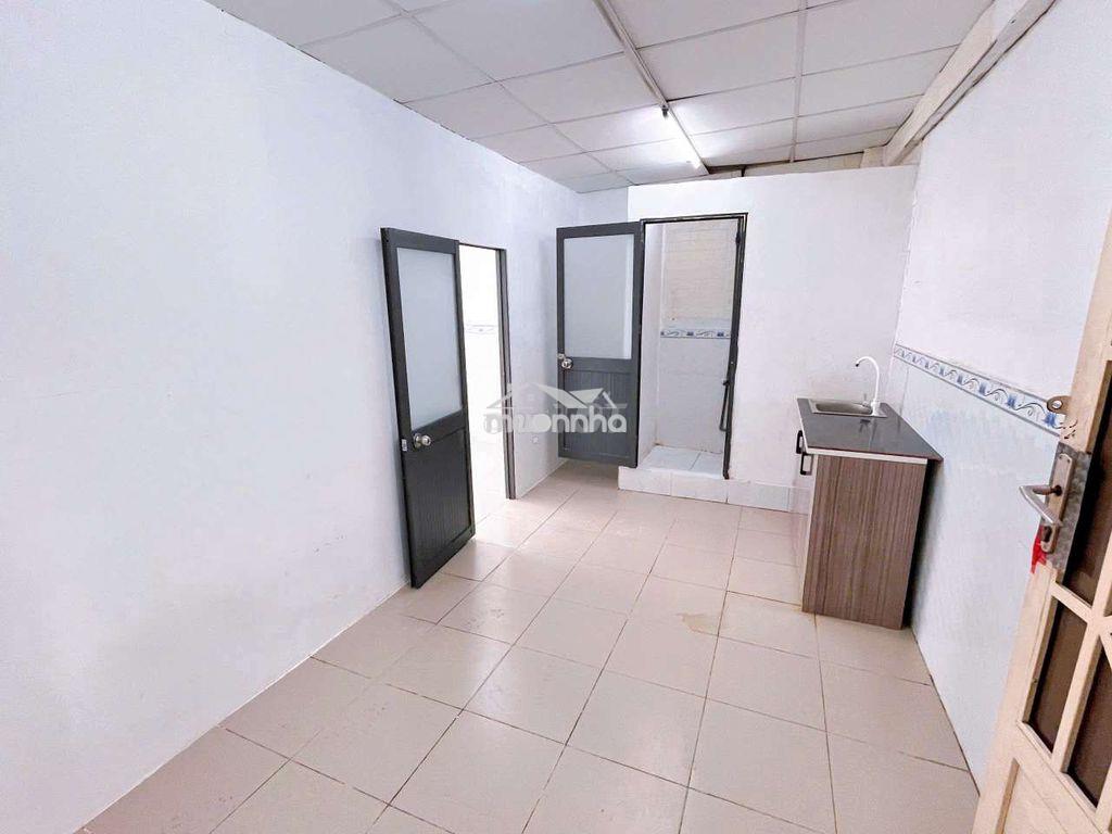 Cho thuê căn 2 phòng ngủ 40m2 chính chủ - 2