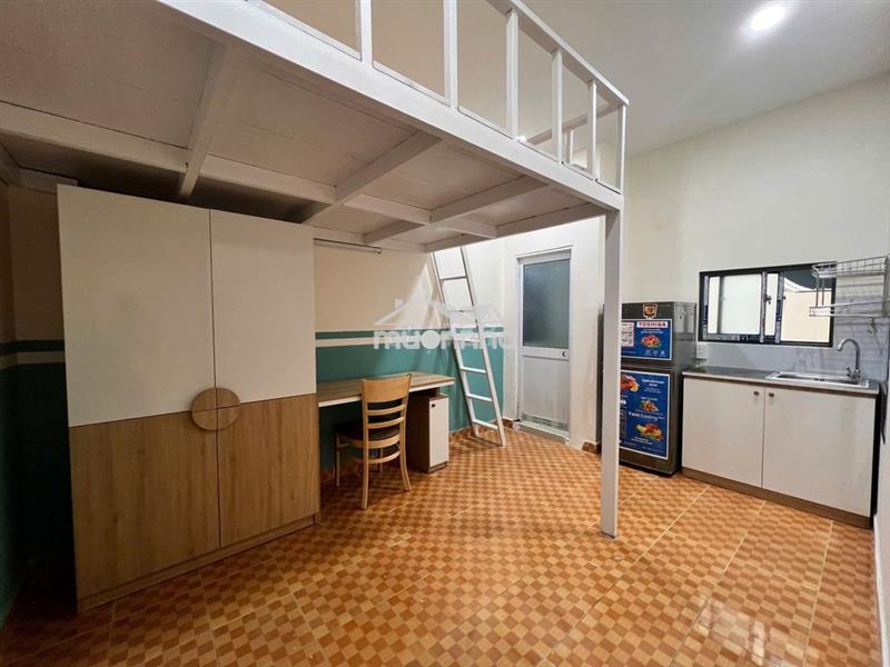 Phòng mới xây có gác full nội thất gần đại học văn hiến