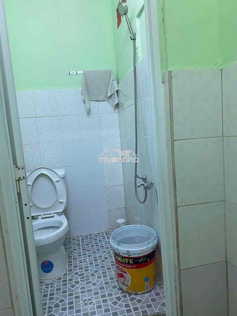 Nhả hẽm gần phố tây bùi viện q1 - 4