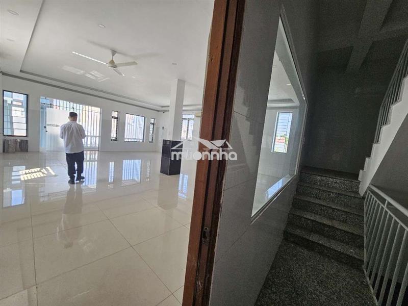 Nhà 8 x 16 1 hầm 2 lầu kdc chánh nghĩa