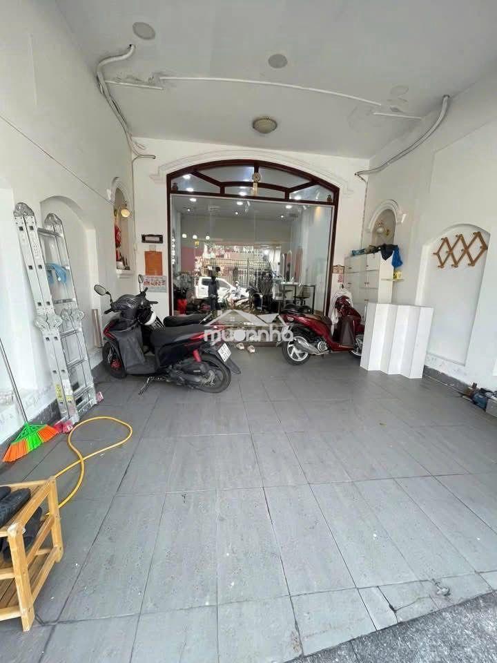 ✅✅ Cho thuê nhà mới 2 lầu sầm uất sát ngã tư thủ đức - 2