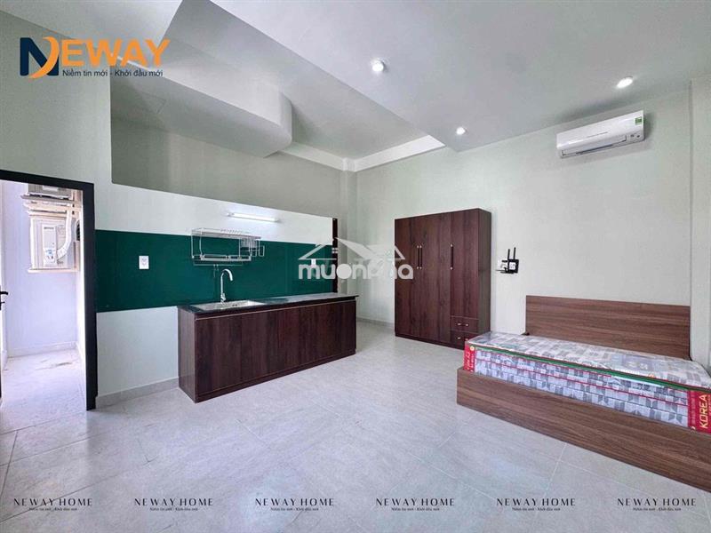 Studio mới xây thoáng - có ban công thoáng an ninh ngay hoàng hoa thám