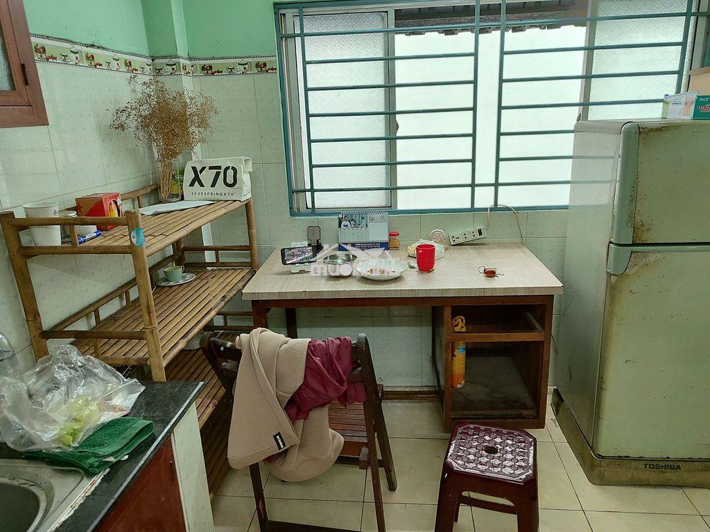 Cho nữ thuê phòng trọ quận 10 - 3