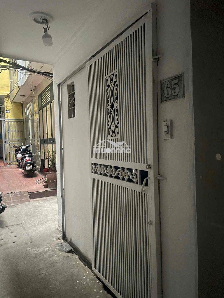 Bán nhà  chợ  khâm thiên ,trung tâm đống hà nội giá chỉ 2,9 ty