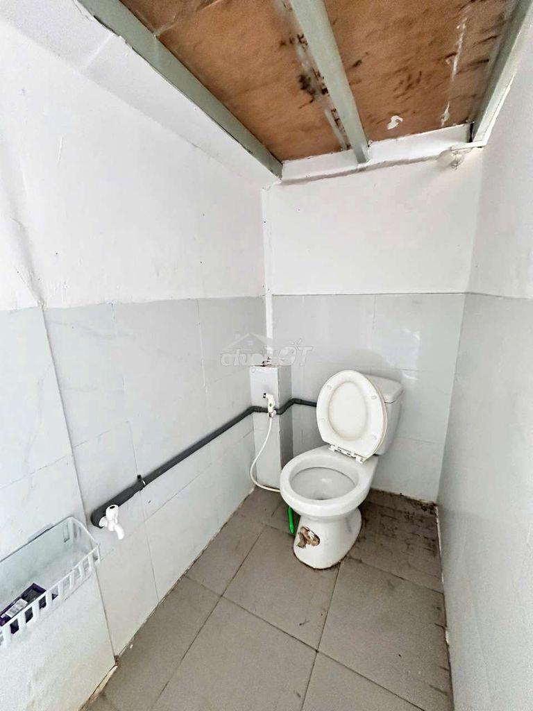 Ban công bao nắng lầu 4 thang bộ, gần trường đh văn hiến, bv tân phú - 3