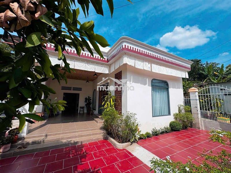 Bán biệt thự mới đẹp 158,2m2 tặng nội thất đưong 30/4 p hiệp thành shr