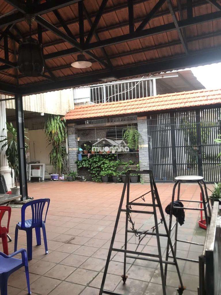Bán nhà sân to 250m2 kiểu biệt thự mini đ chu văn an p an phú mới đẹp