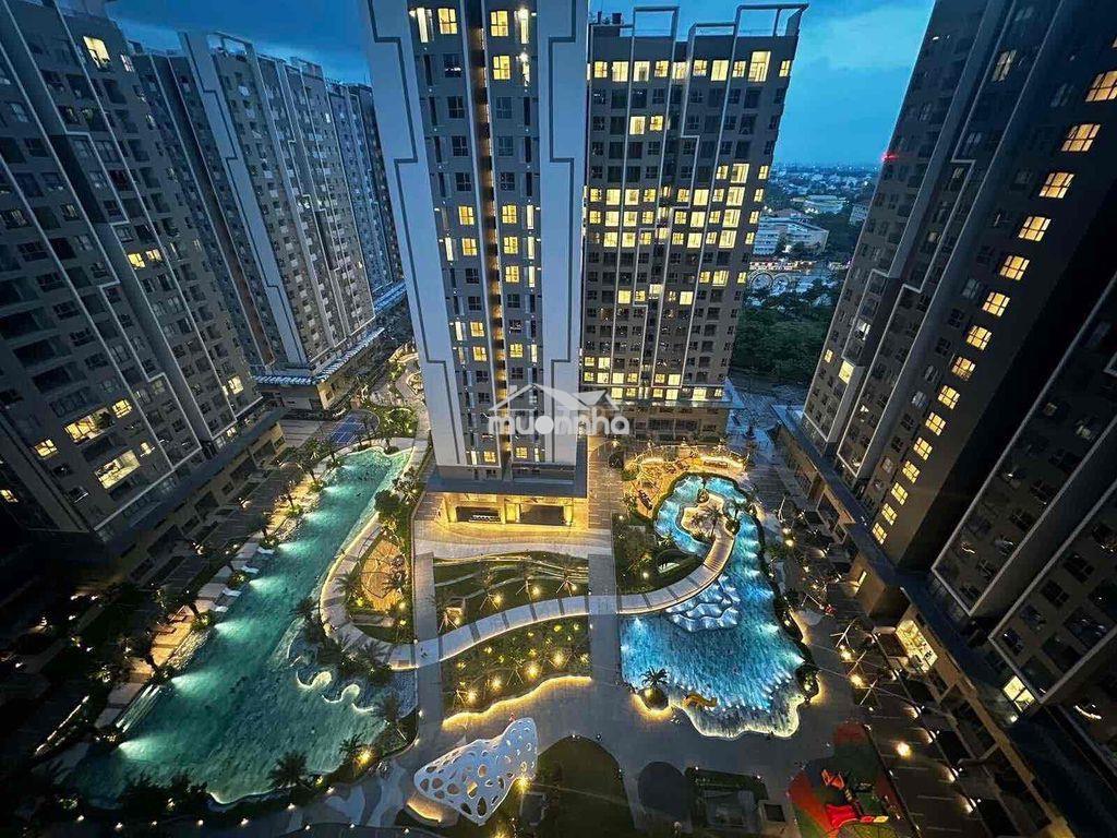 Cho thuê căn góc 3 phòng ngủ; diện tích 114m2; tháng 6 ở được. lh ạ - 2