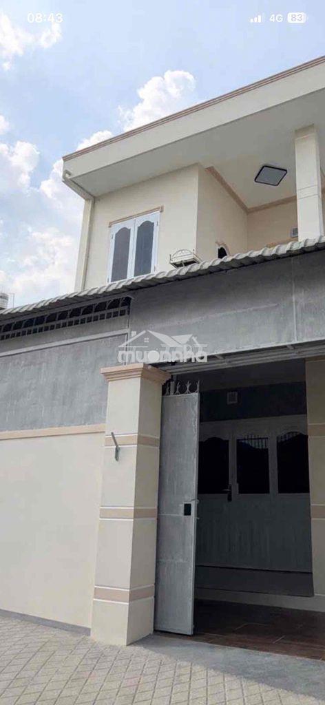 Cho thuê 13,5 triệu 4 pn 2 tolet ngay chợ