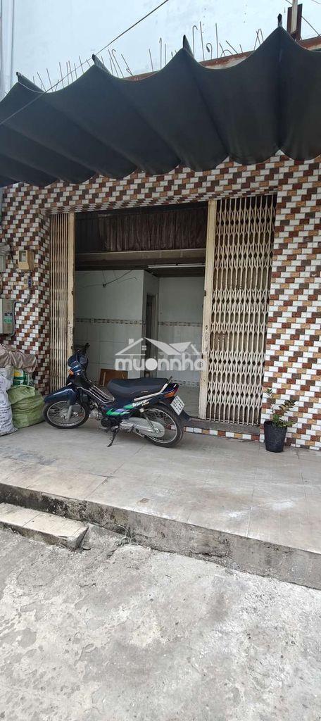 Kiot mặt tiền hẻm mới tinh gác cao 2m