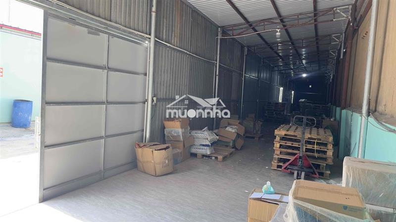 Xưởng dĩ an 200m/10tr có pccc đường xe cont