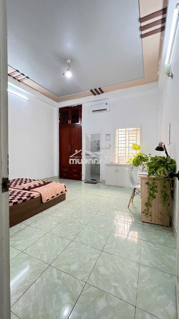 Phòng full nội thất - ngay ngã ba đông quang - rộng dãi