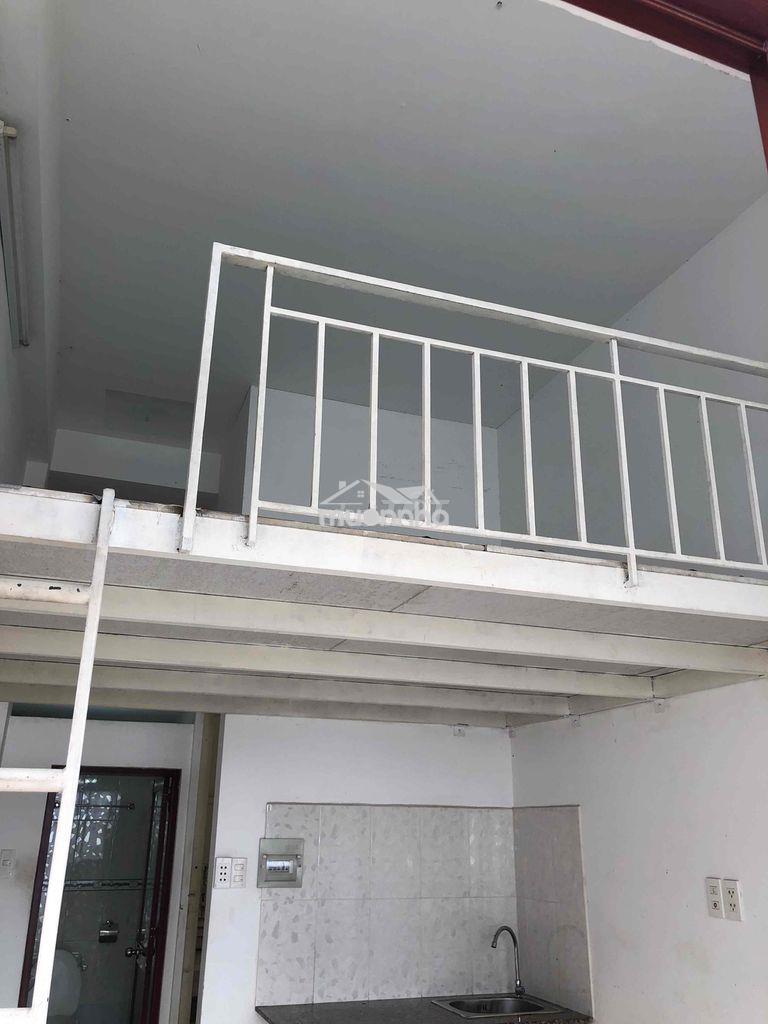 Phòng mới đẹp có ban công, gần đh hutech 2 - 3
