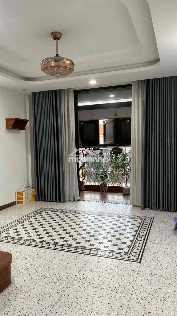 Chung cư bàu cát lầu 2, 46 m2, sổ hồng lâu dài, nội thất cao cấp