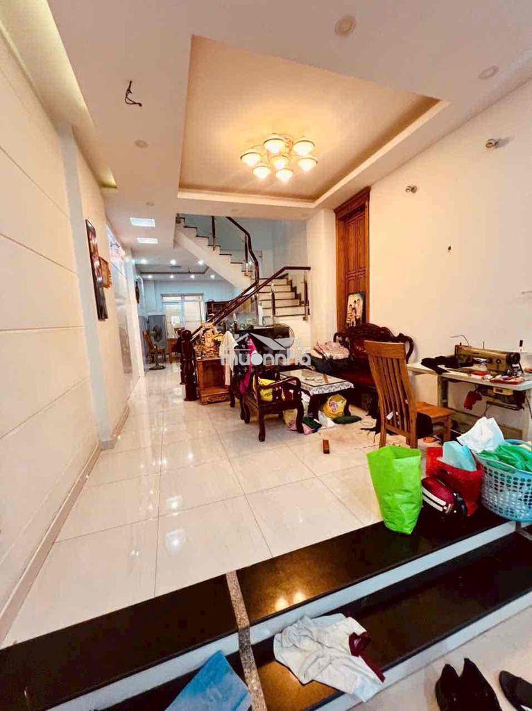 Đường số lý phục man q7-4 tầng-xe hơi ngủ trong nhà-chỉ 12 tỷ nhỉnh