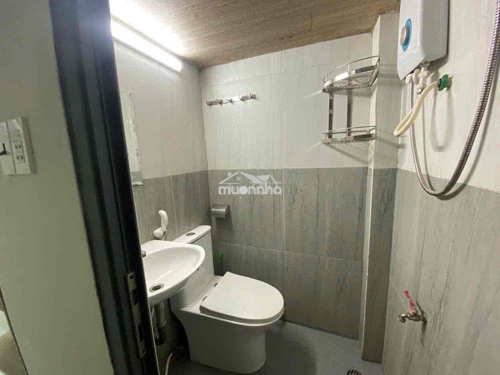 Phòng cho thuê gần đinh thiên hoàng quận 1, gần chợ bà chiểu. - 2