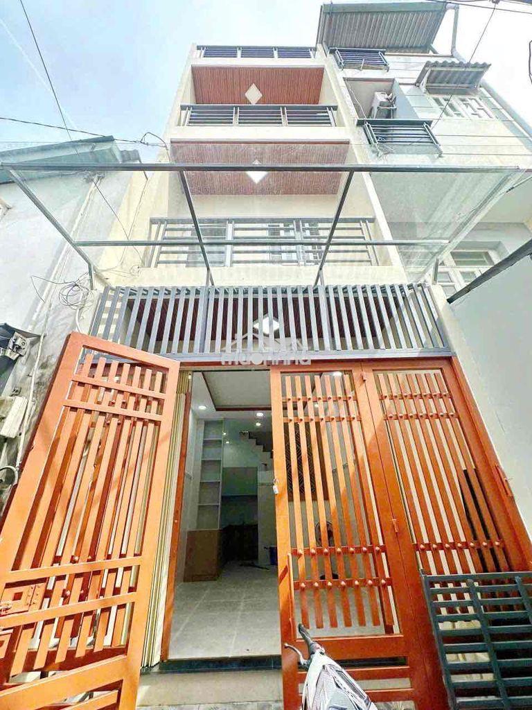 Nhà 1 trệt 2 lầu sân thượng 2pn 3wc hẻm trần xuân soạn quận 7