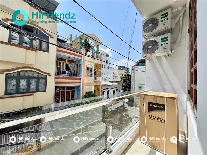 Chdv full nt mới sát q10, ban công, cửa sổ, toà thang máy