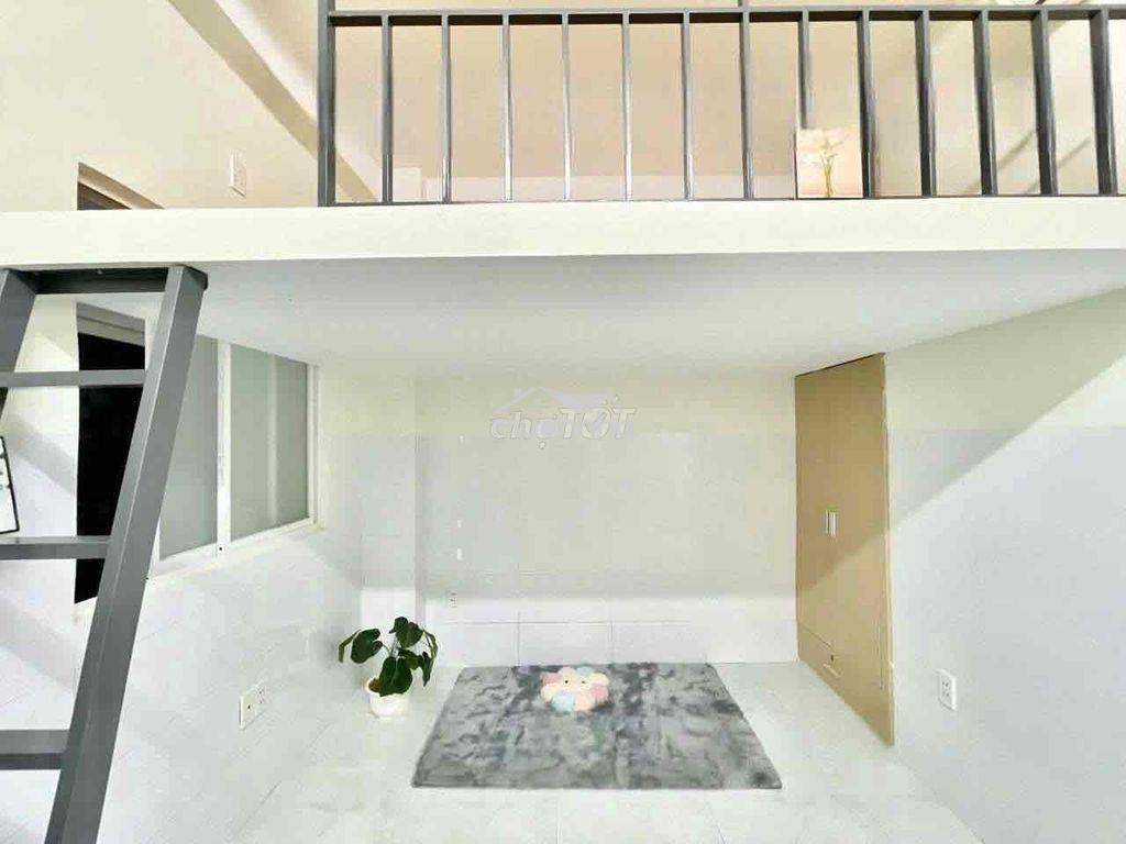 Ngay ngã tư bốn xã - 3tr2 - 3