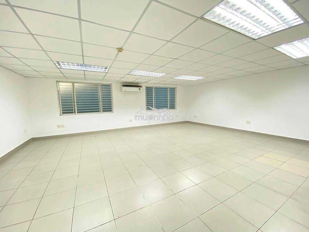 Mặt bằng kinh doanh  ngay trung tâm quận 3 - diện tích lên tới 300m2 - 4
