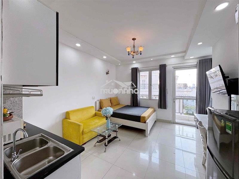 Phòng ban công tiện nghi gần cầu nguyễn tri phương