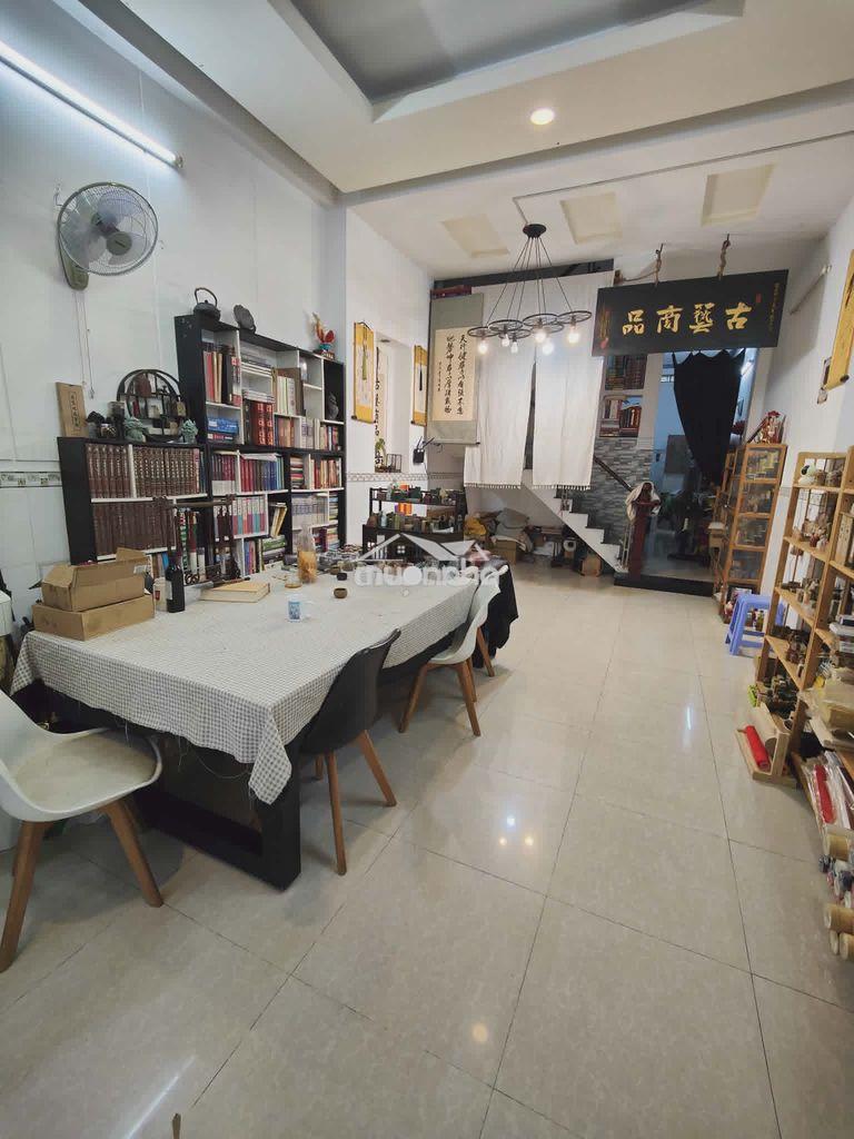 PHÒNG TRỌ 20M2 3TR3 LẦU 1, CỬA SỔ THOÁNG GIÓ KHU NHÀ VĂN MINH LỊCH SỰ