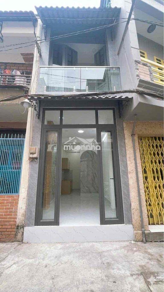 Bán nhà quận 4 – phường xóm chiếu – cách mặt tiền đoàn văn bơ chỉ 50m