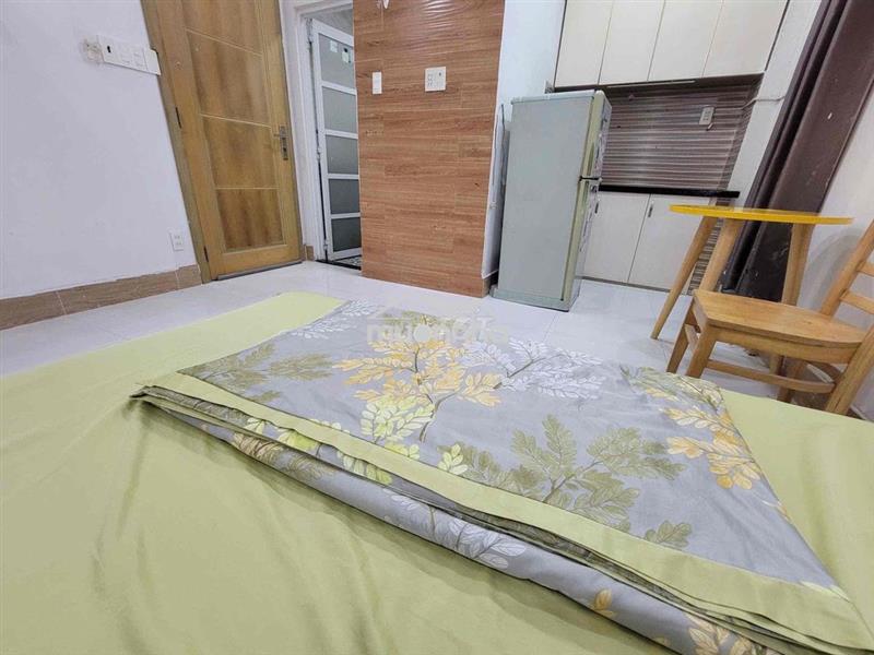 Cho thuê phòng cửa sổ huỳnh văn bánh