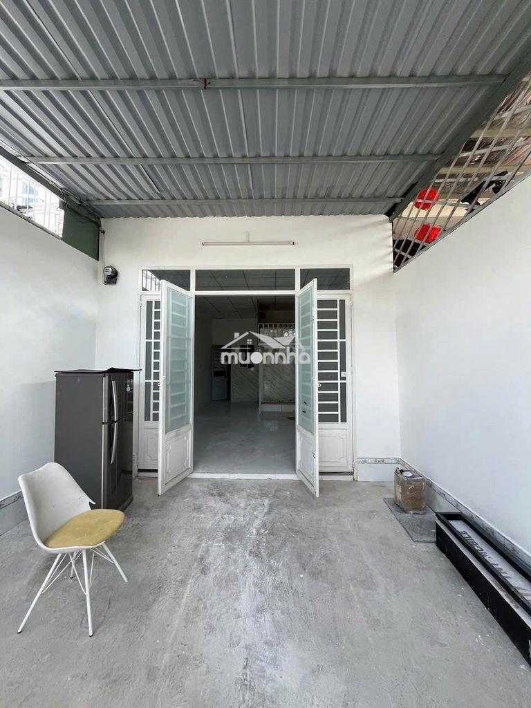 Nhà nguyên căn linh đông – sân rông – hẻm 6m –  vào ở ngay – 8tr/tháng