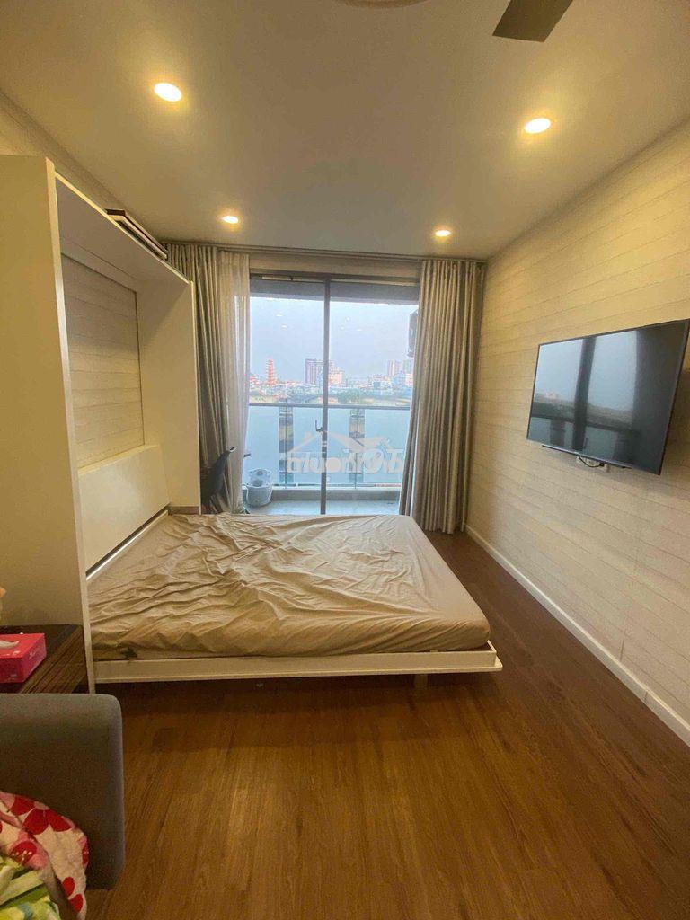 Masteri millennium studio có ban công đầy đủ nội thất