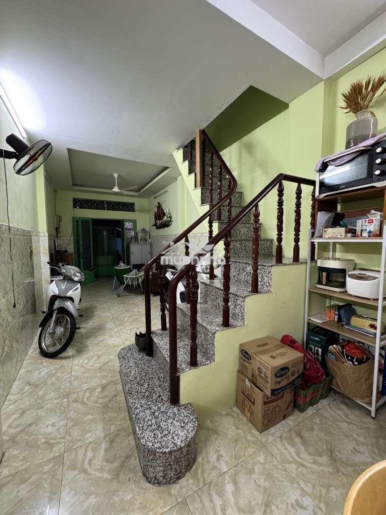 Bán nhà đường cách mạng tháng 8, quận 3, hẻm ba gác, 54m², gần lan anh