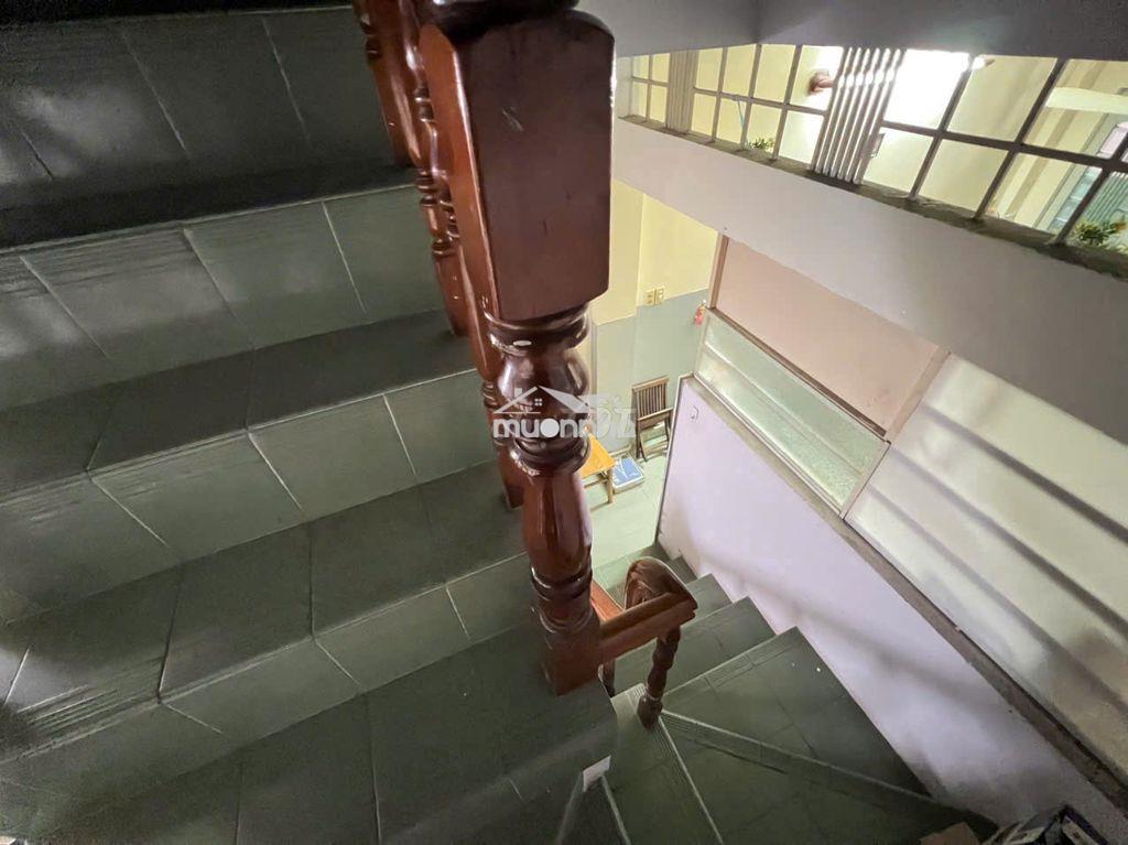 Bán nhà đường nguyễn thị minh khai - 2