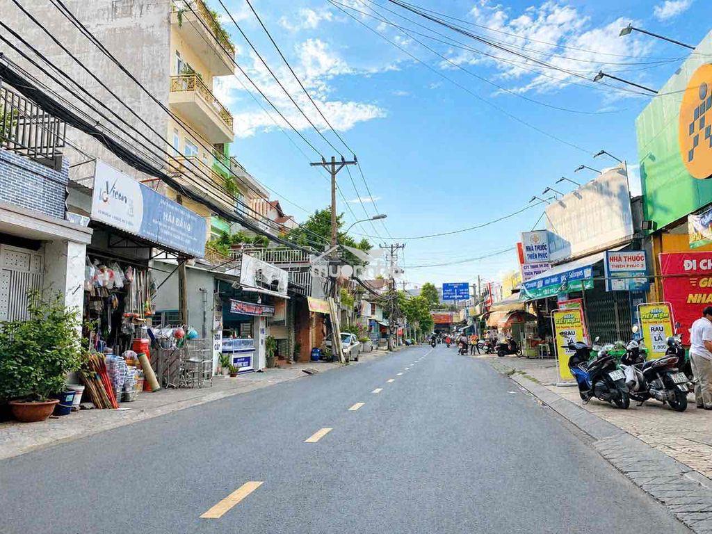 Giá đầu tư -đất mặt tiền ngang 8 ngay phạm văn đồng- gpxd hầm + 7 tầng - 2