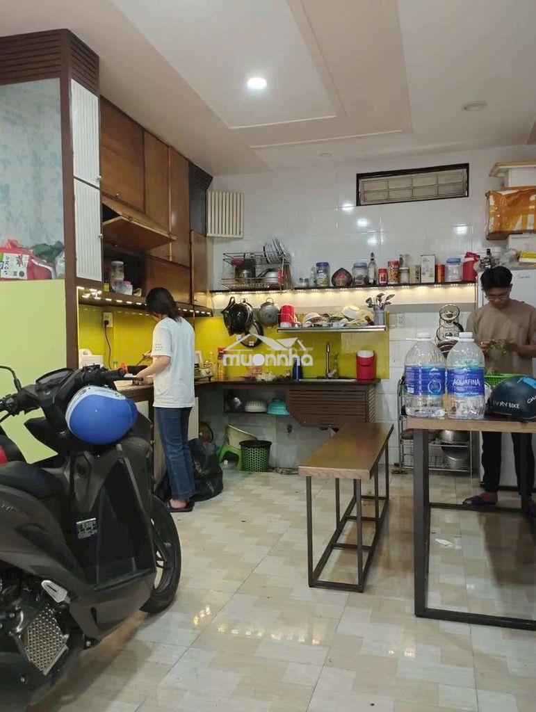 Nhà đẹp 3pn có sân thượng view lanmark gần gigamal,cầu bình lợi,đhluật