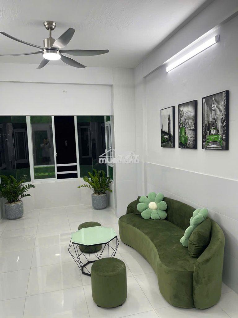 Cần bán căn hộ phan văn trị quận 5, dt : 56 m2, 2pn,  3.350 tỷ/căn
