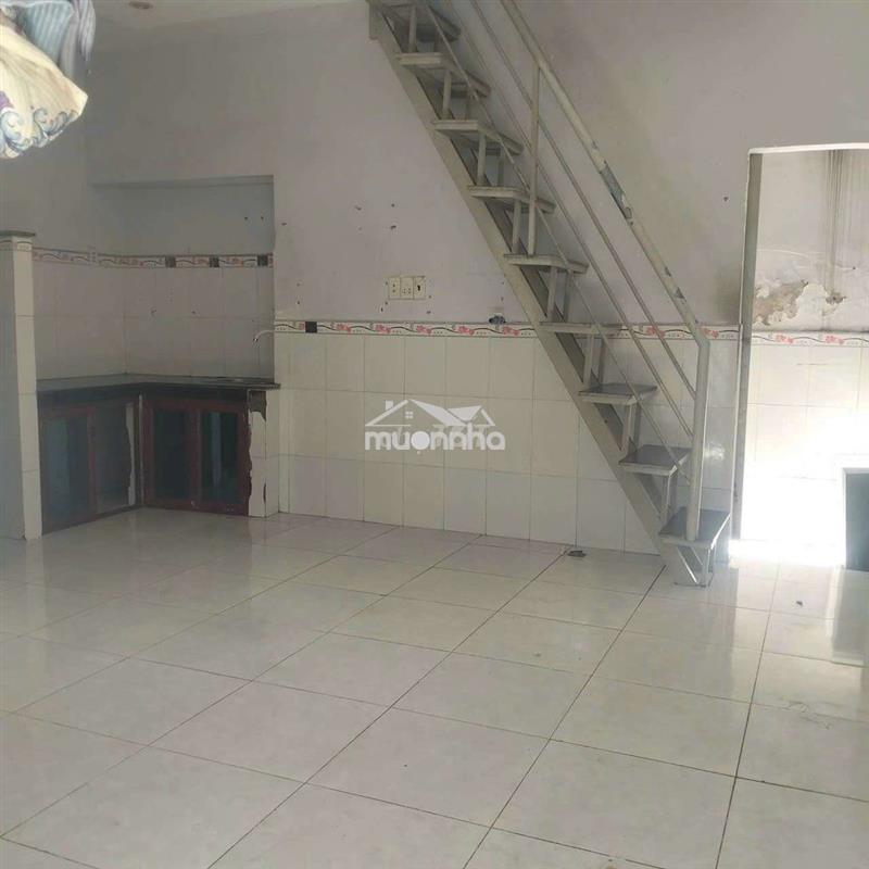Nhà thuê 6*5 gác suốt 2,5 tr đường vĩnh lộc b bình chánh tphcm